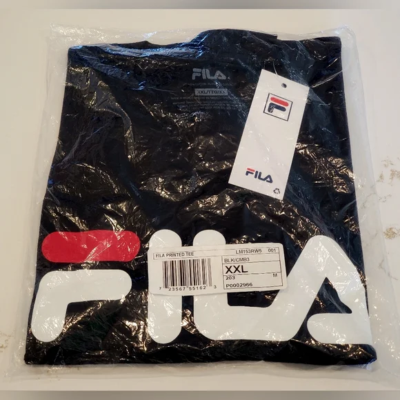 ๐๏ธ Brand NEW Black FILA T-Shirt - Picture 1 of 7